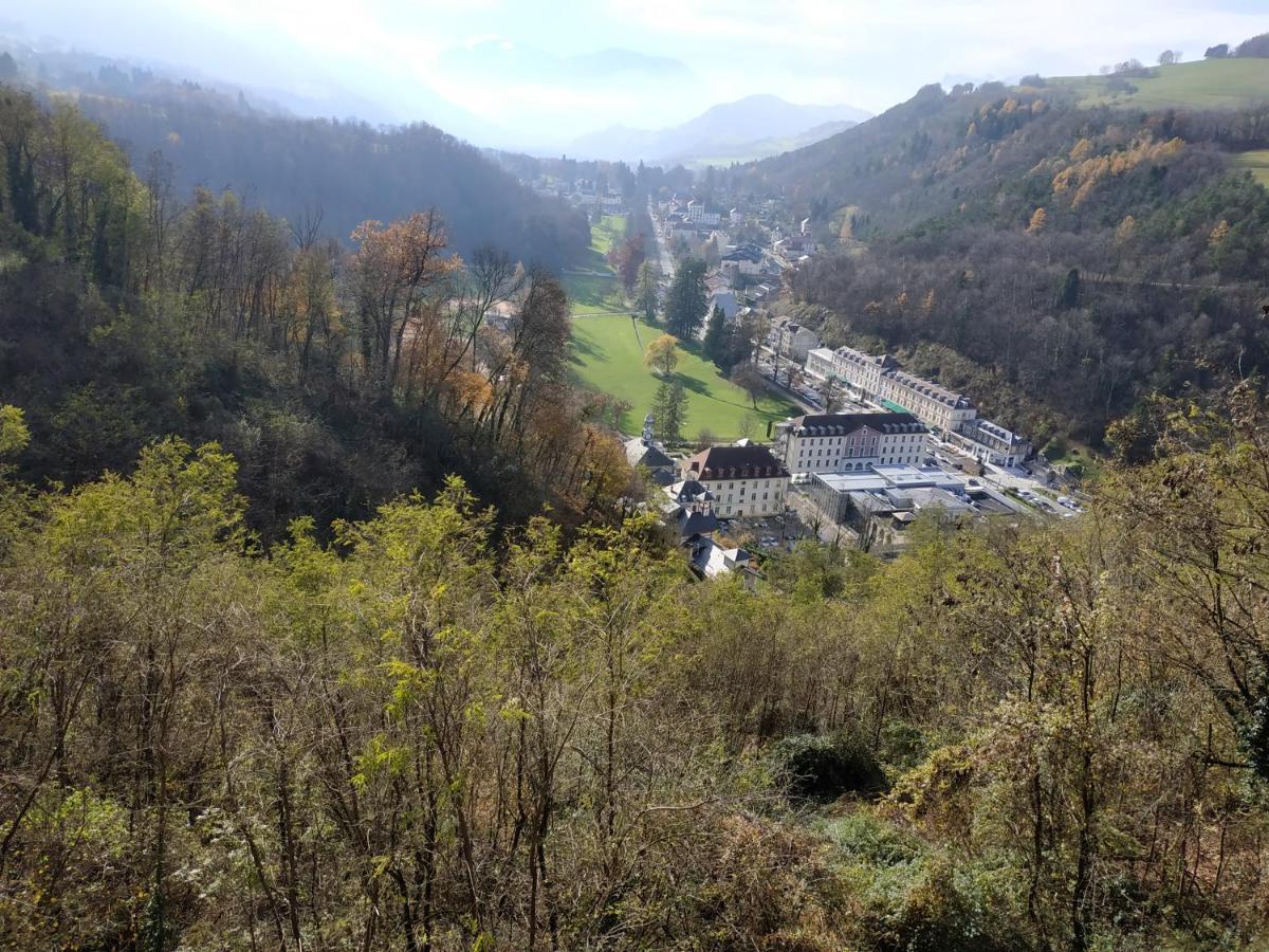 Appartement Chateau Uriage-Chamrousse Saint-Martin-dʼUriage Zewnętrze zdjęcie